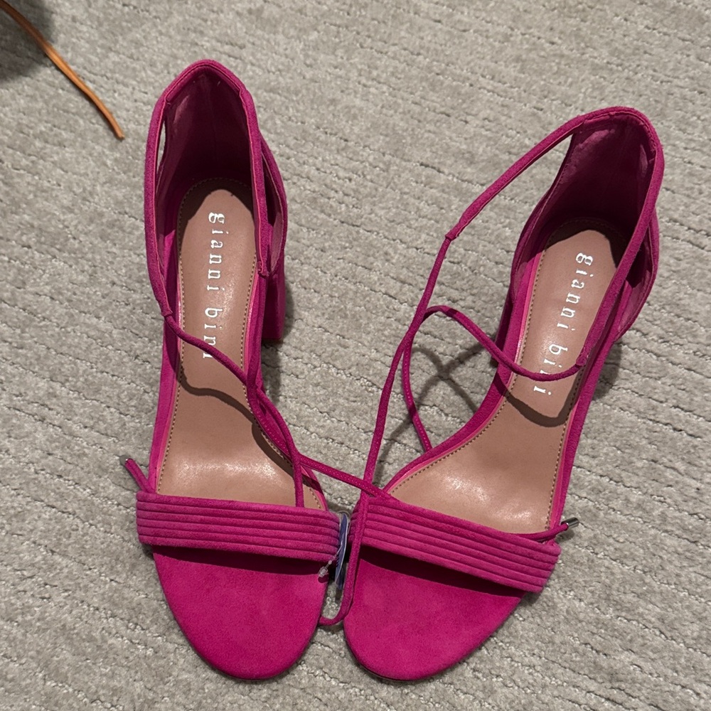 Gianni Bini Fuchsia Strappy Heels